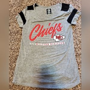 Chiefs, size medium, tshirt, gray